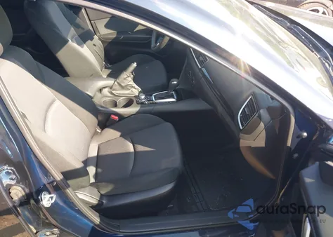 2016 Mazda Mazda3 I Sport из США, поврежденный, VIN JM1BM1T74G1312130